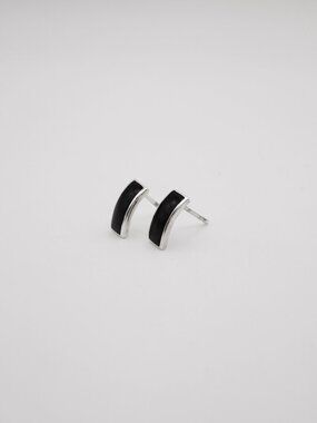 A0501 vintage rectangle sterling silver and onyx stud earrings